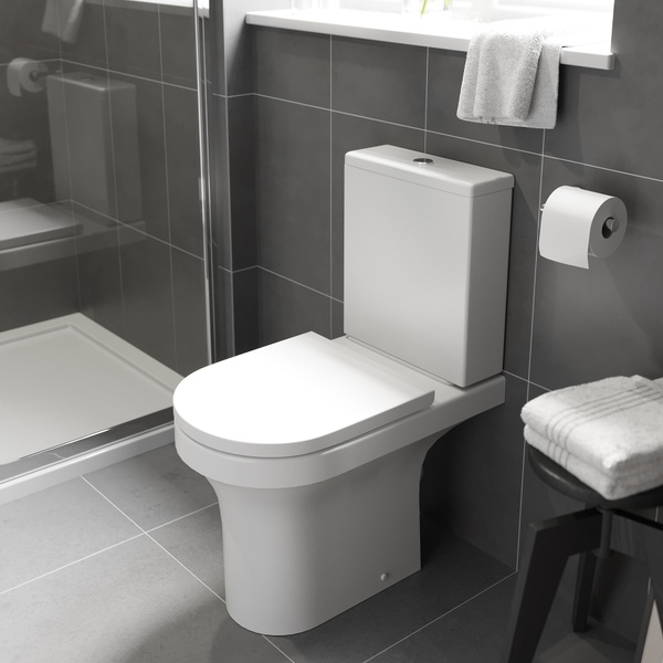 Kartell Slim D Wrapover Seat (UF)